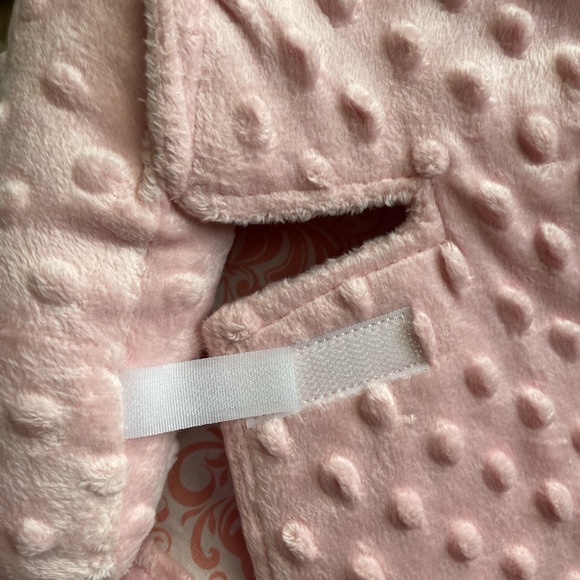 🎉Price Drop!! Angelina minky car seat canopy - Picture 4 of 7